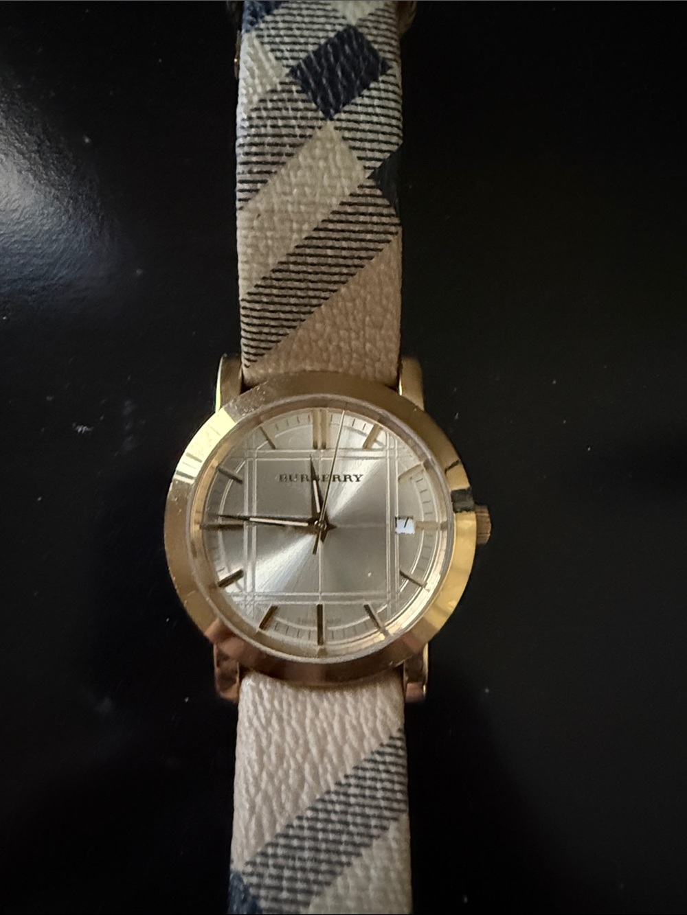 Burberry Gold-Tone Watch with Beige Plaid Strap - Picture 2 of 4